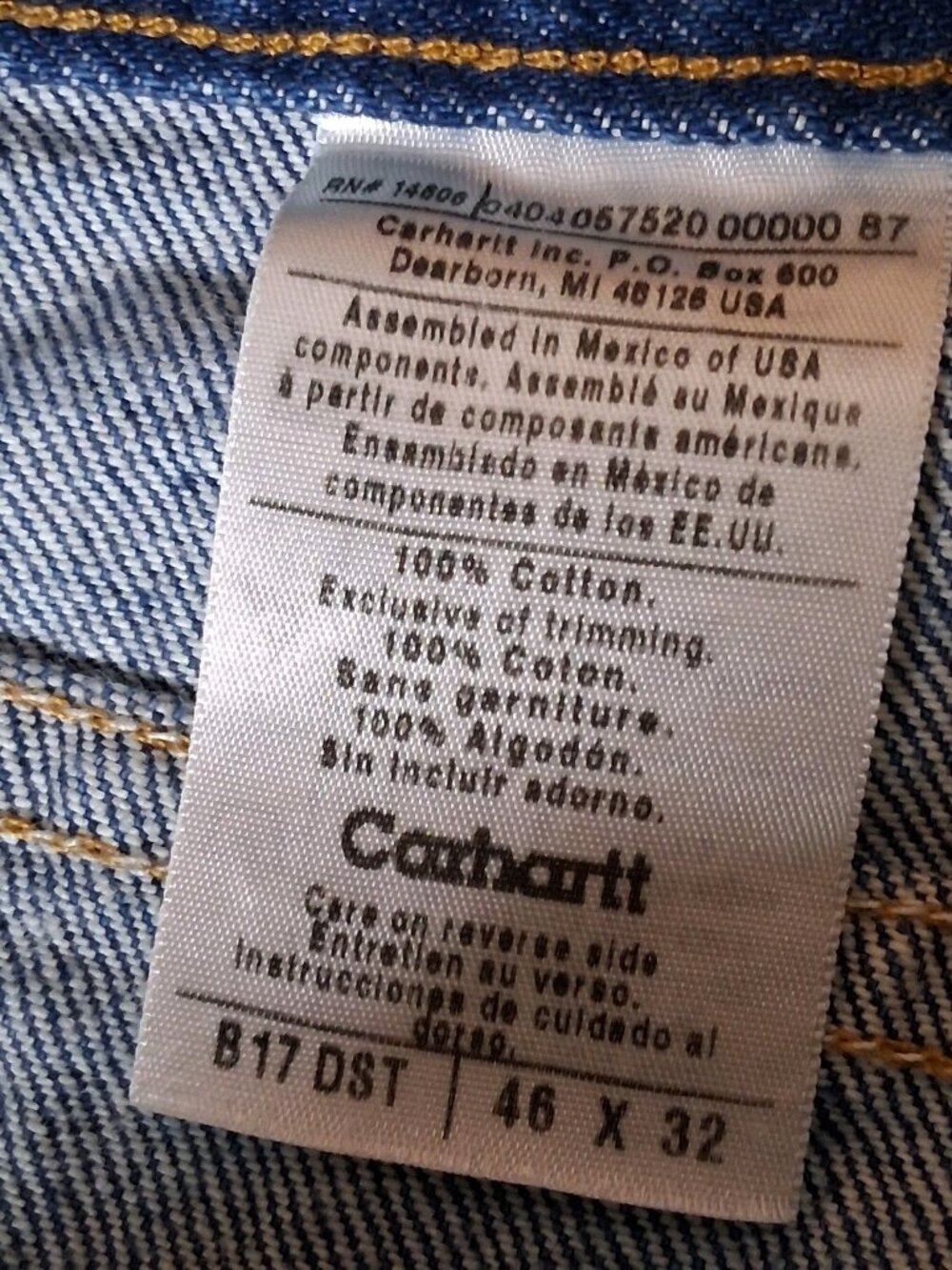 Carhartt Jeans Men 44x32 Workwear Work Pants Blue Jean Denim B17 DST - Picture 4 of 16